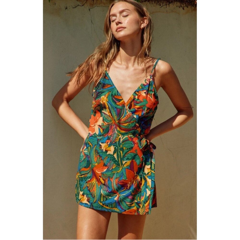 Dress Forum Floral Tropical Fiesta Sleeveless Romper S, M, L NWT Side Tie V Neck
